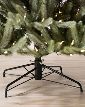 Árvore de Natal Sanibel Spruce com Galhos Articulados, Suporte Metálico e Micro LEDs Embutidos